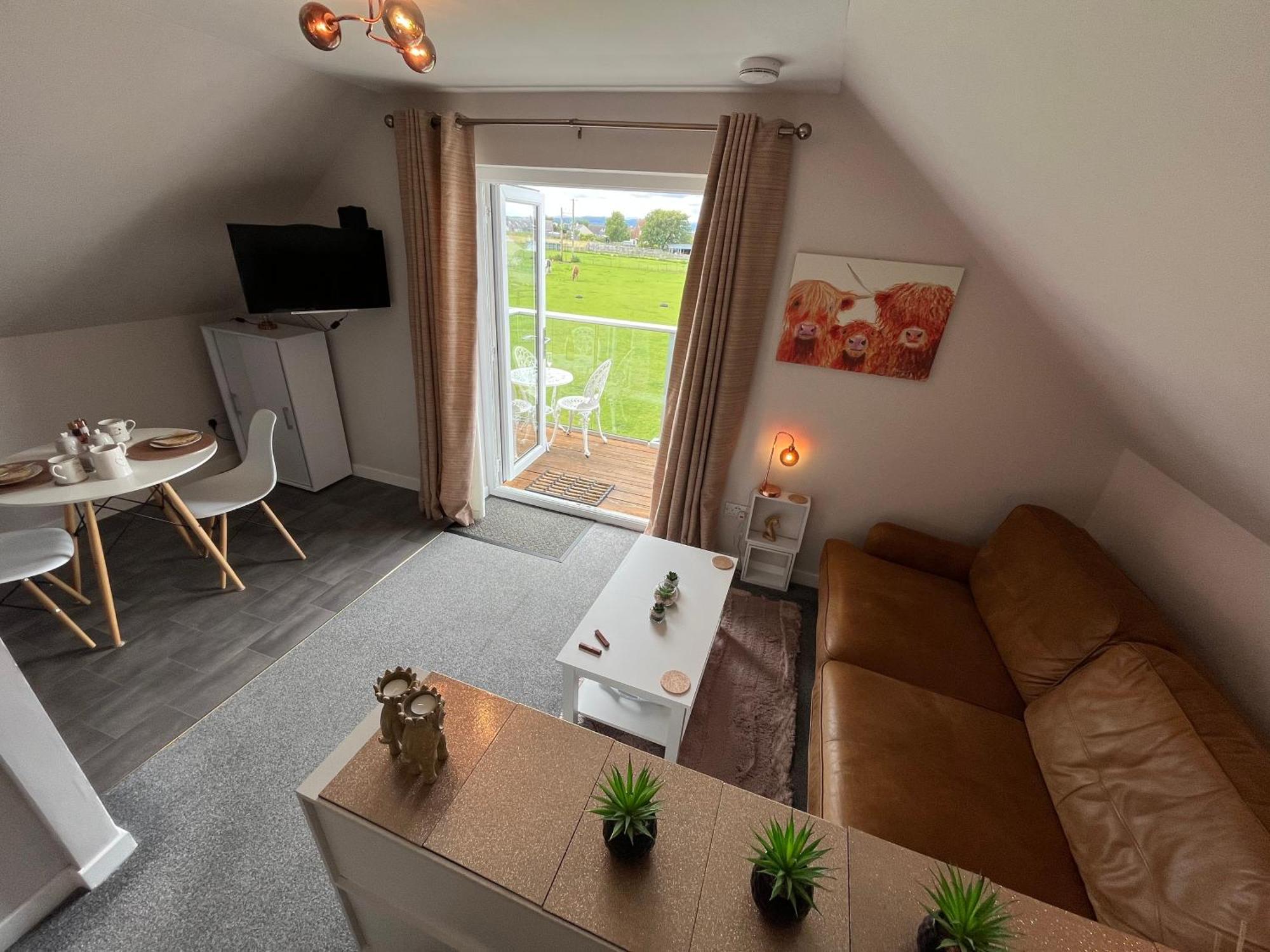 Apartament Vicki's Den Tain Zewnętrze zdjęcie